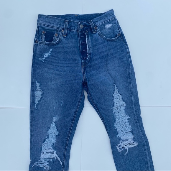 Distressed Levi 501 Jeans - Picture 2 of 5